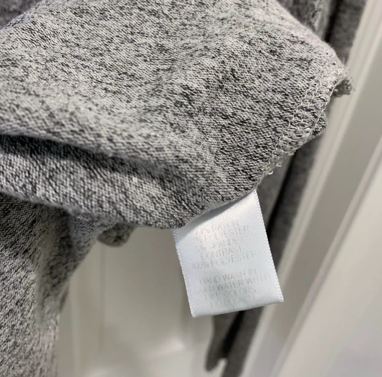 Grey Crew Neck Light Sweater - Image 5