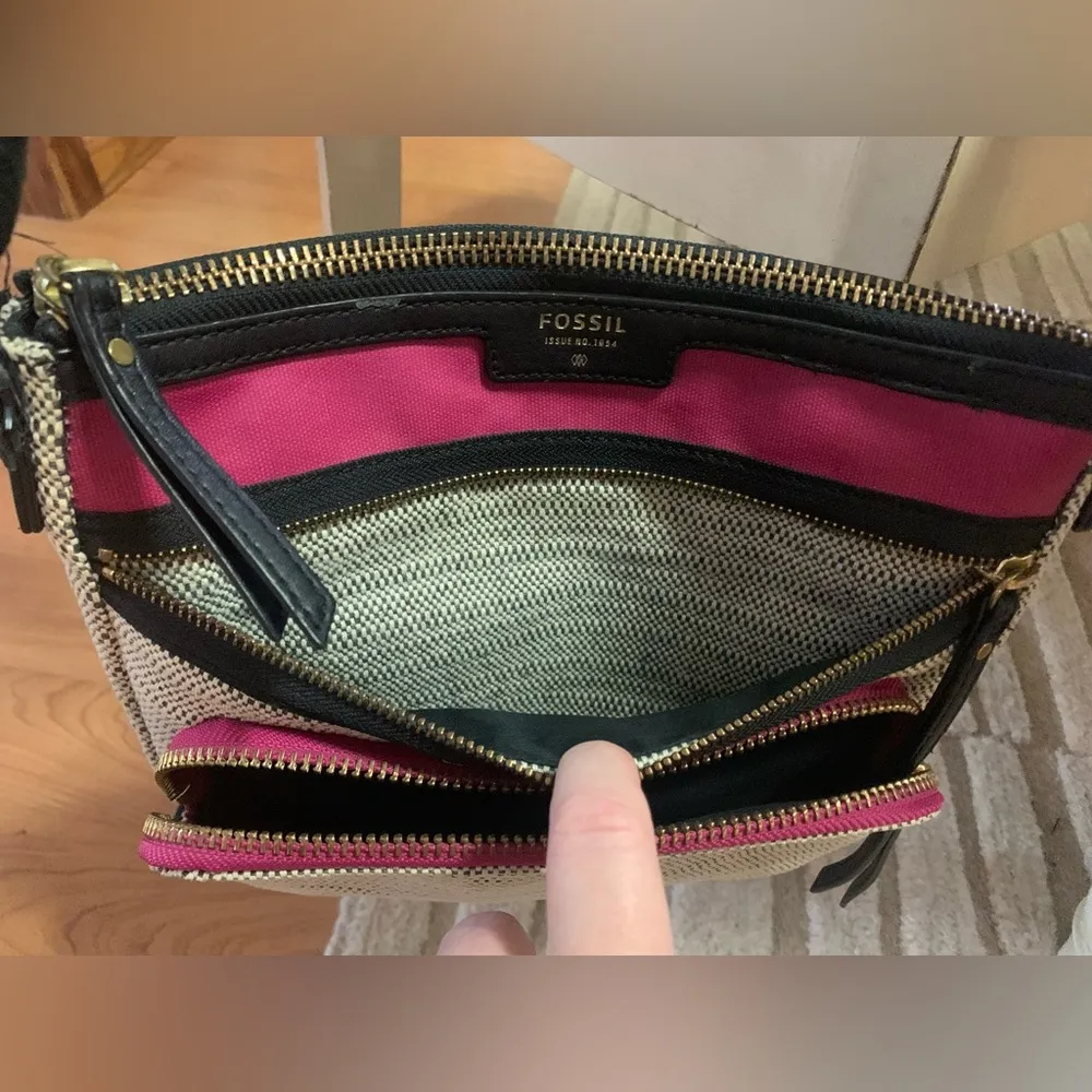 Fossil Crossbody Purse / Bag with Adjustable Strap NICE - Image 10
