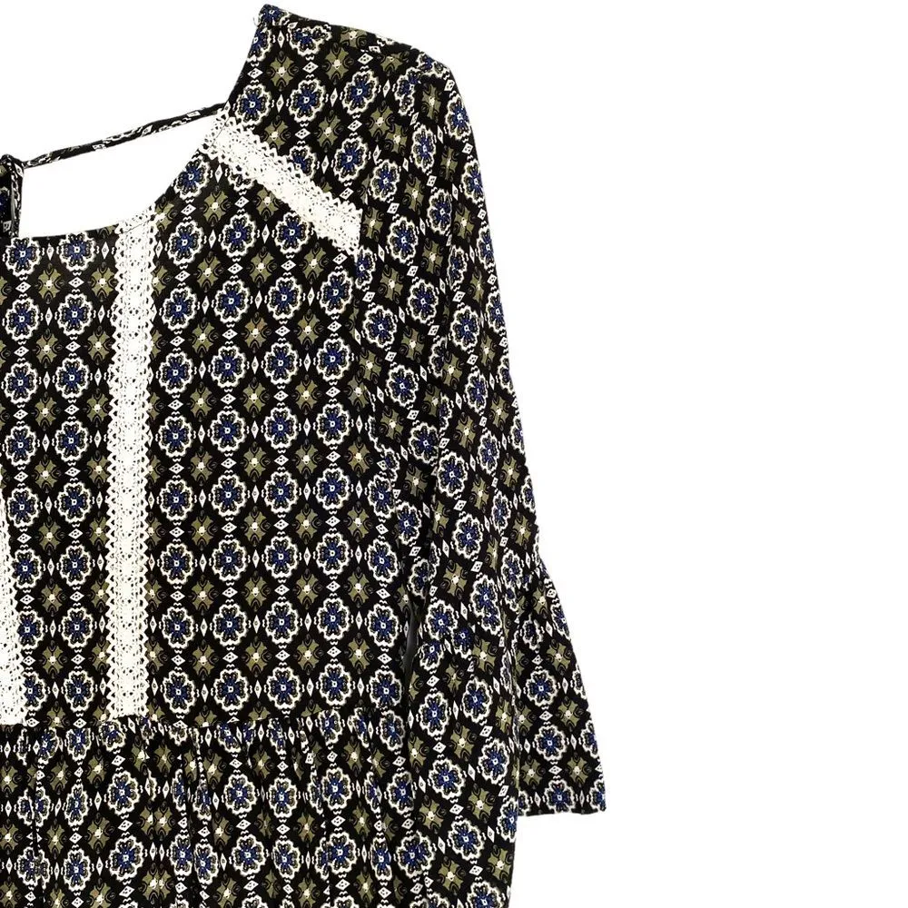 UO Los Angeles Green Lace Bohemian Mini Sleeved Embroidered Dress Size Medium - Image 7