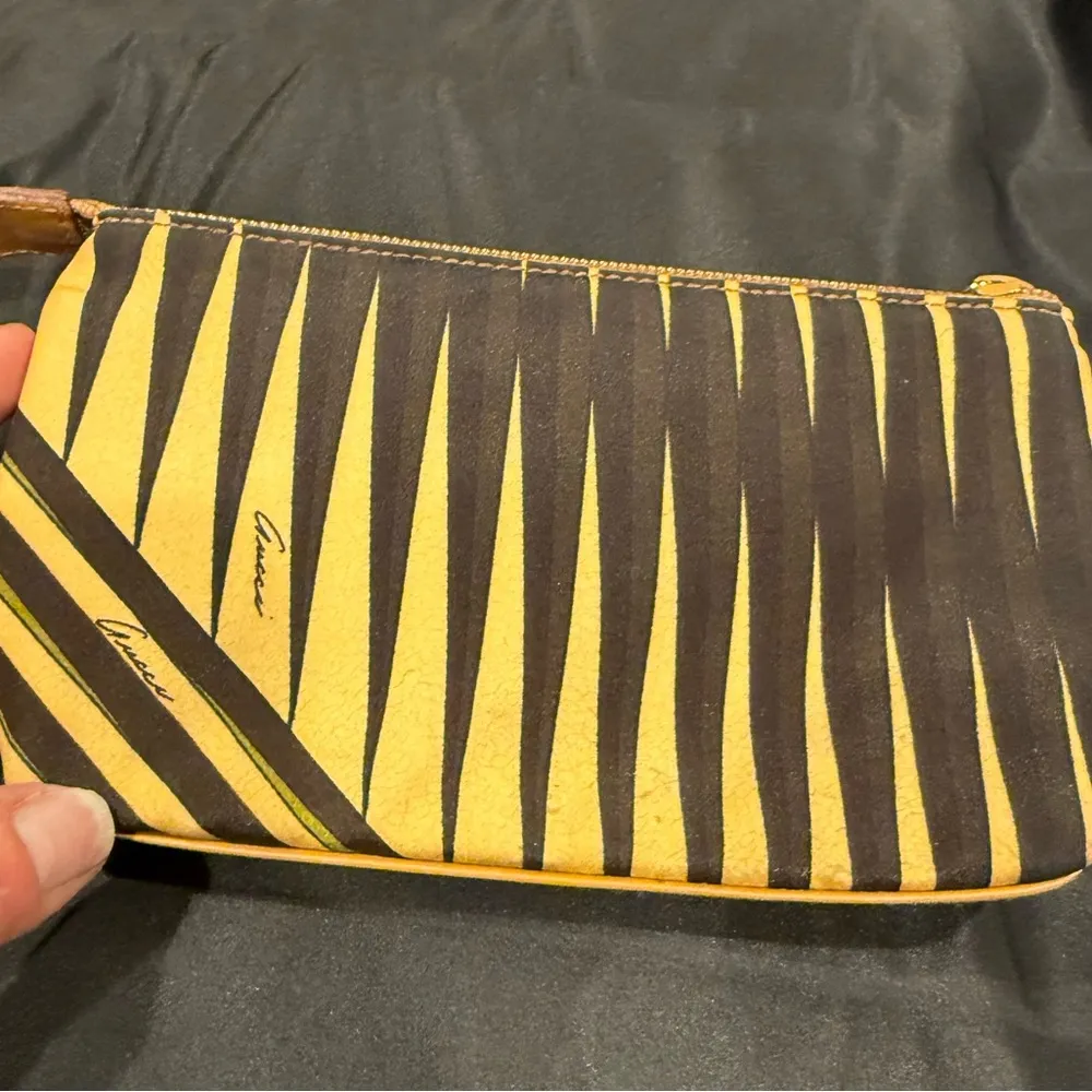 GUCCI Bamboo leaves Nylon Pouch Bag/Clutch - Image 3