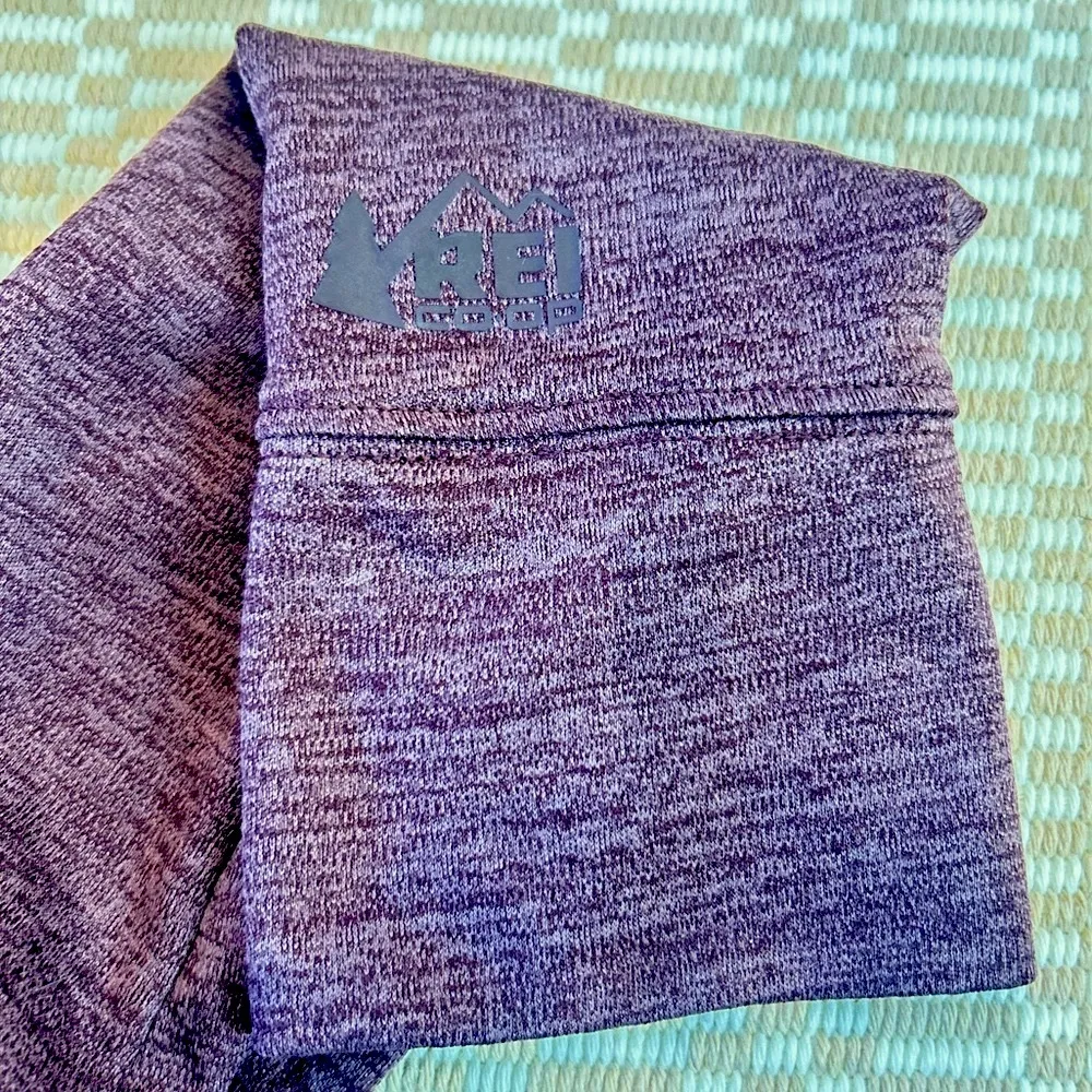 REI CoOp Hoodie Womens Small Maroon Long Sleeve Pullover Outdoor Hiking Jogging Red - Image 9