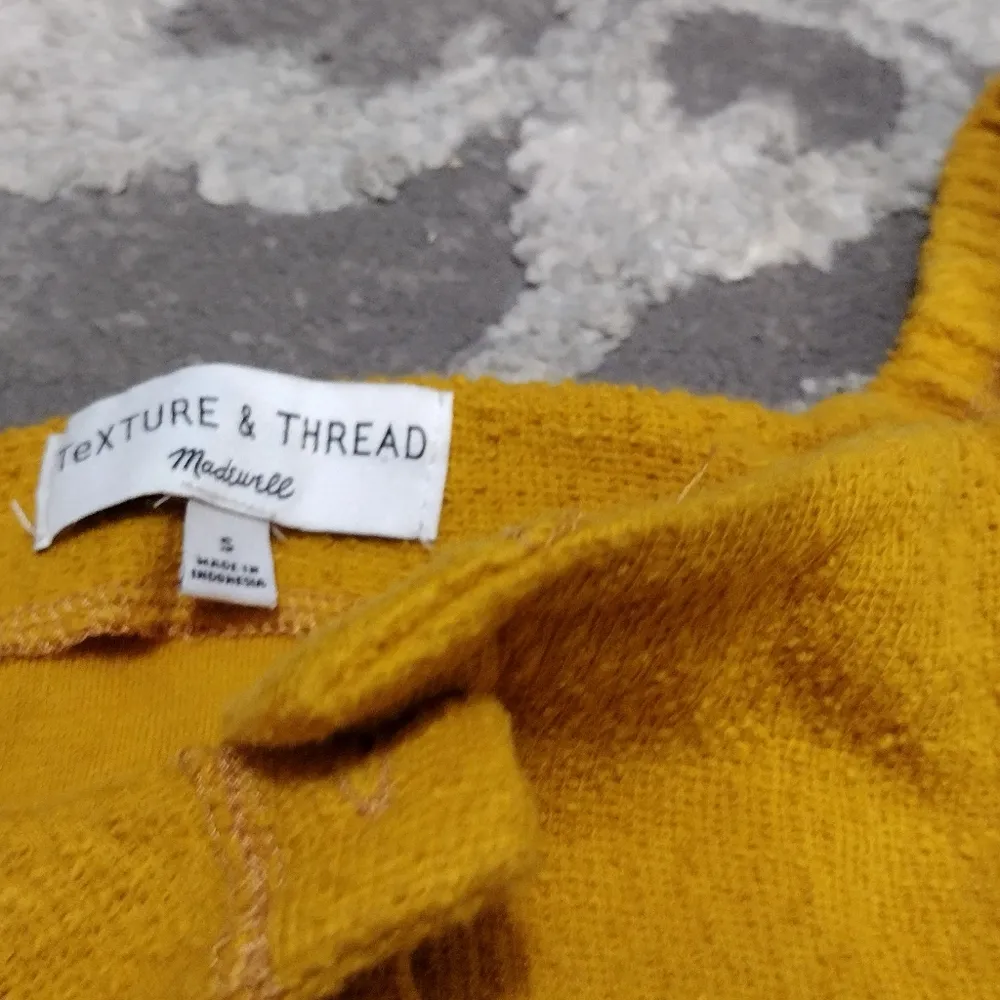 Texture & Thread Cap Sleeve textured mustard dress - Image 5