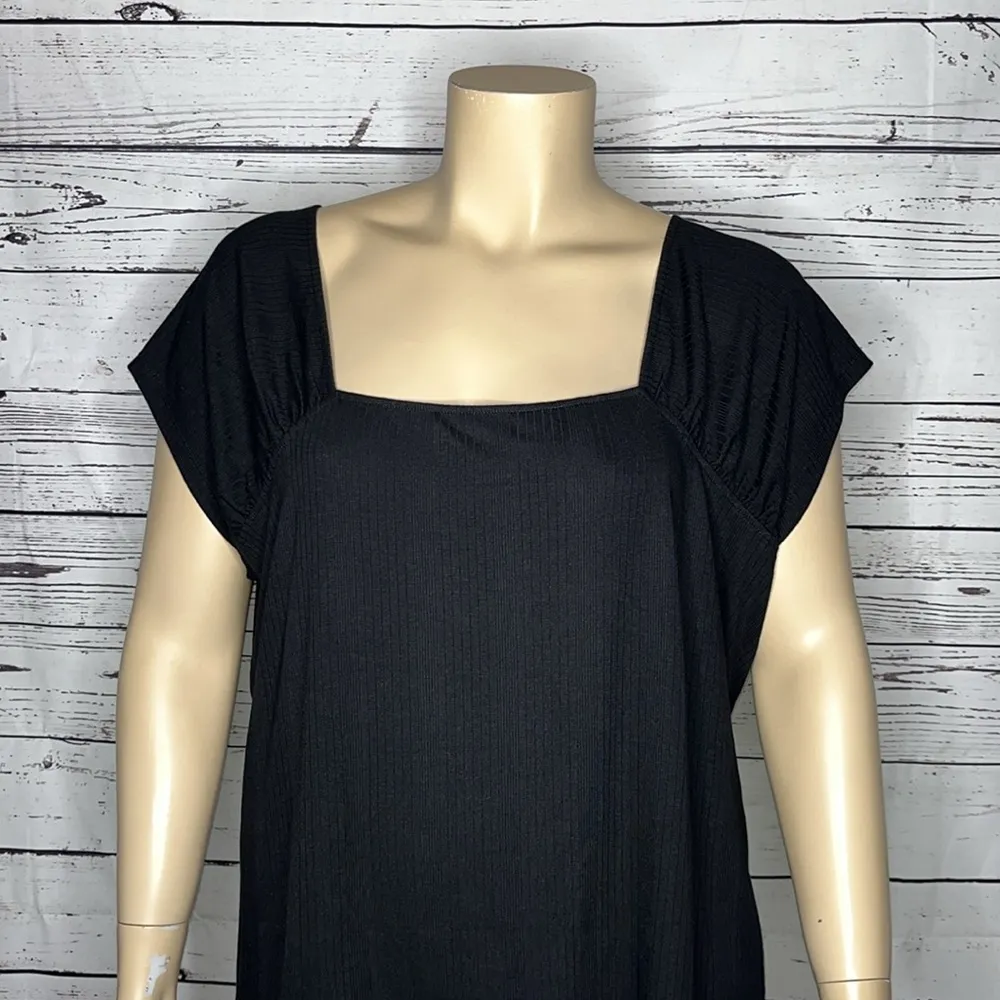 Lane Bryant NWT Size 22/24 Black Cap Sleeve Ribbed Top Blouse - Image 2