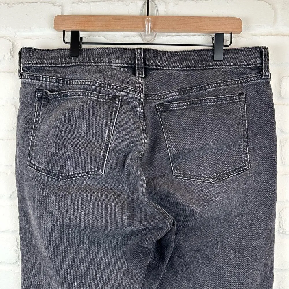 Abercrombie & Fitch Black Women's Mid Rise 90s Straight Jean 32 14R - Image 6