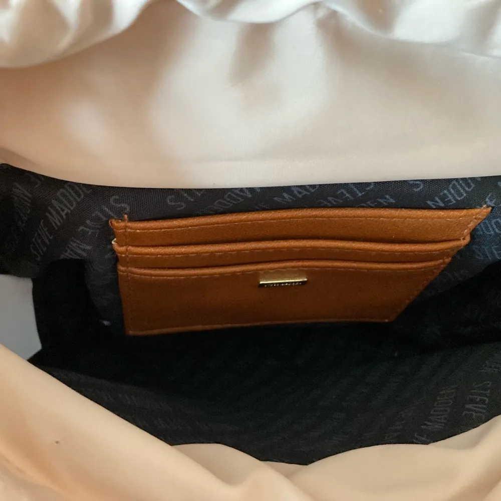 New with out tags Steve Madden crossbody - Image 4