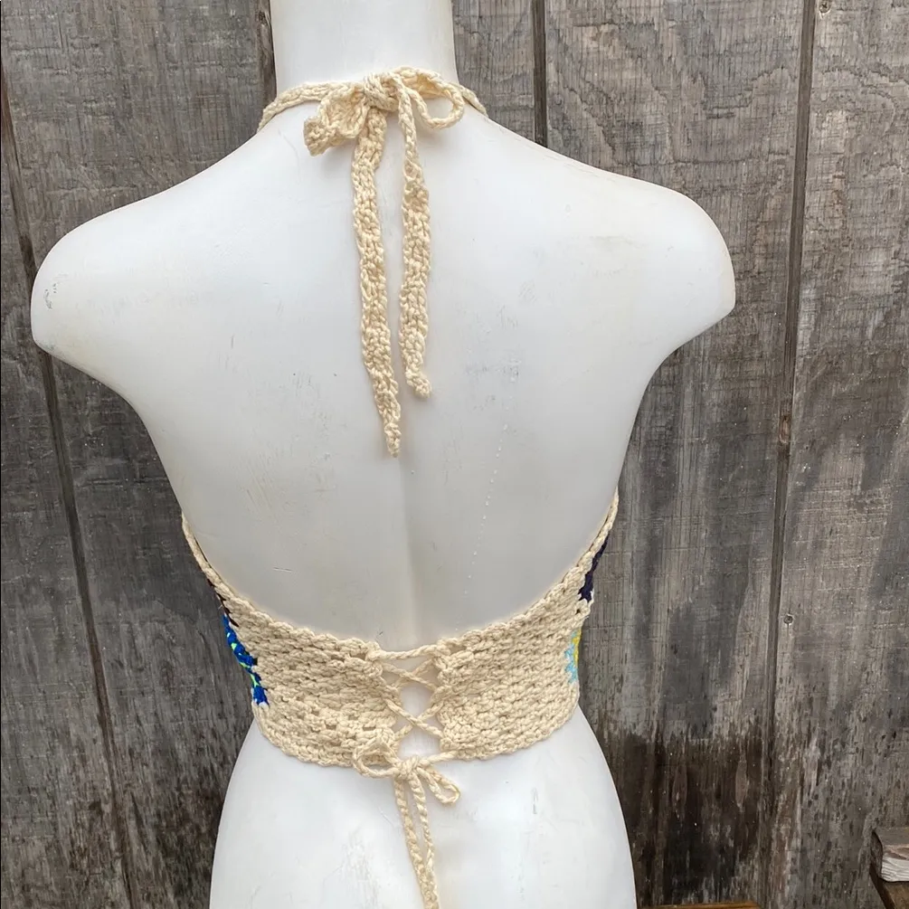 Cupshe x JoJo Fletcher Cream Colorful Floral Halter Crochet Crop Top Size S - Image 4