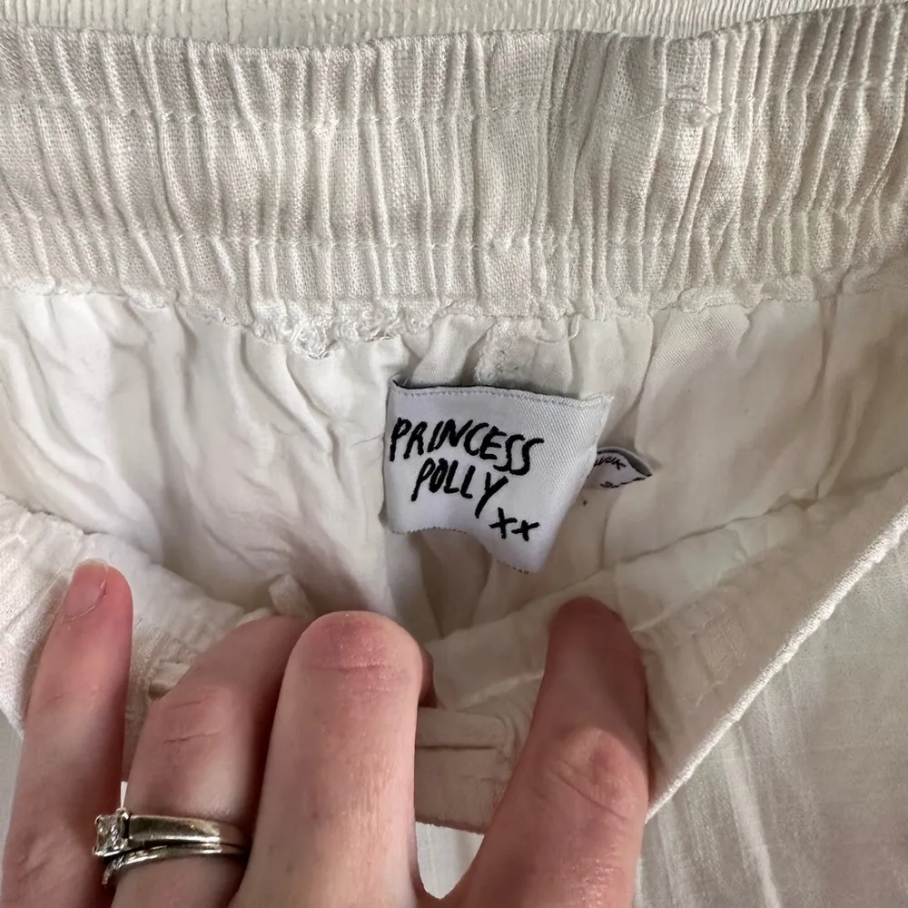 Princess Polly Linen & Cotton Blend White Women's Shorts - Image 3