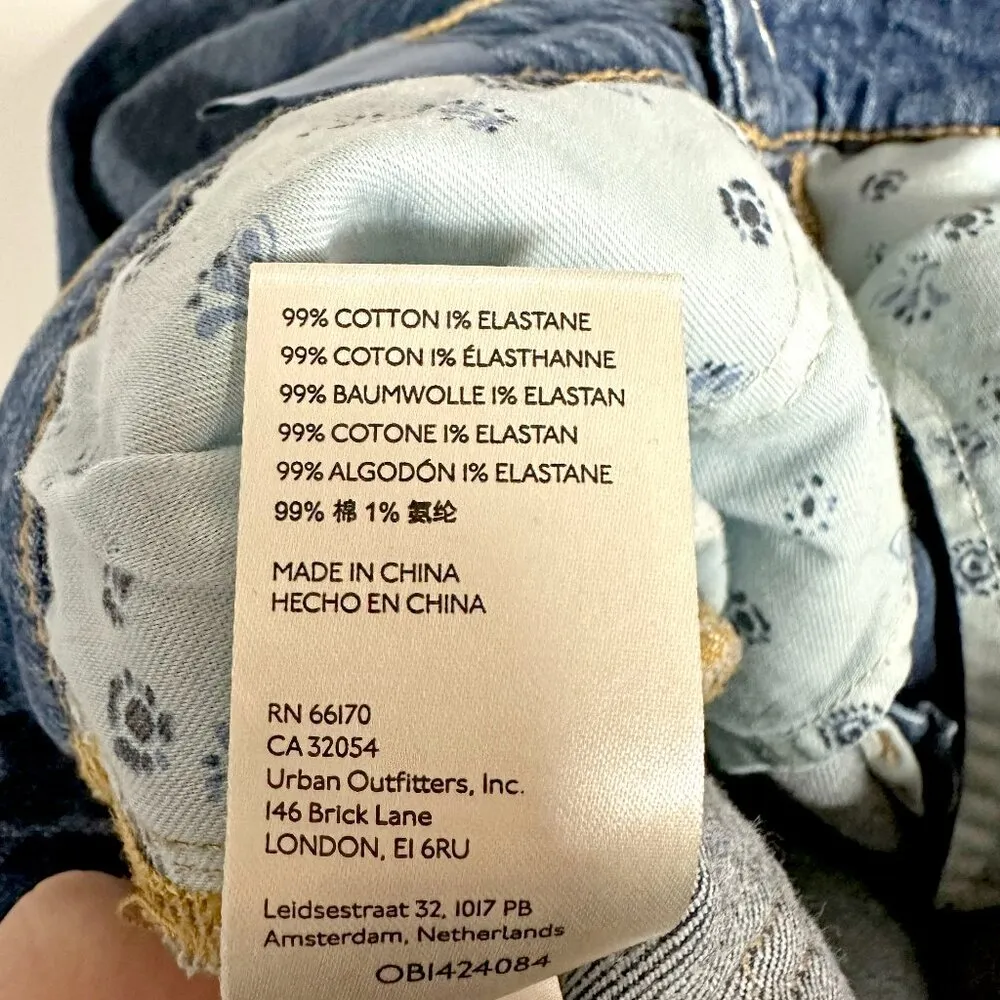 Anthro l Pilcro Relaxed Straight Jeans - Image 10