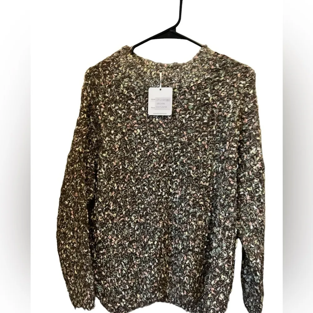 Davi & Dani large Sweater NWT‎ - Image 3