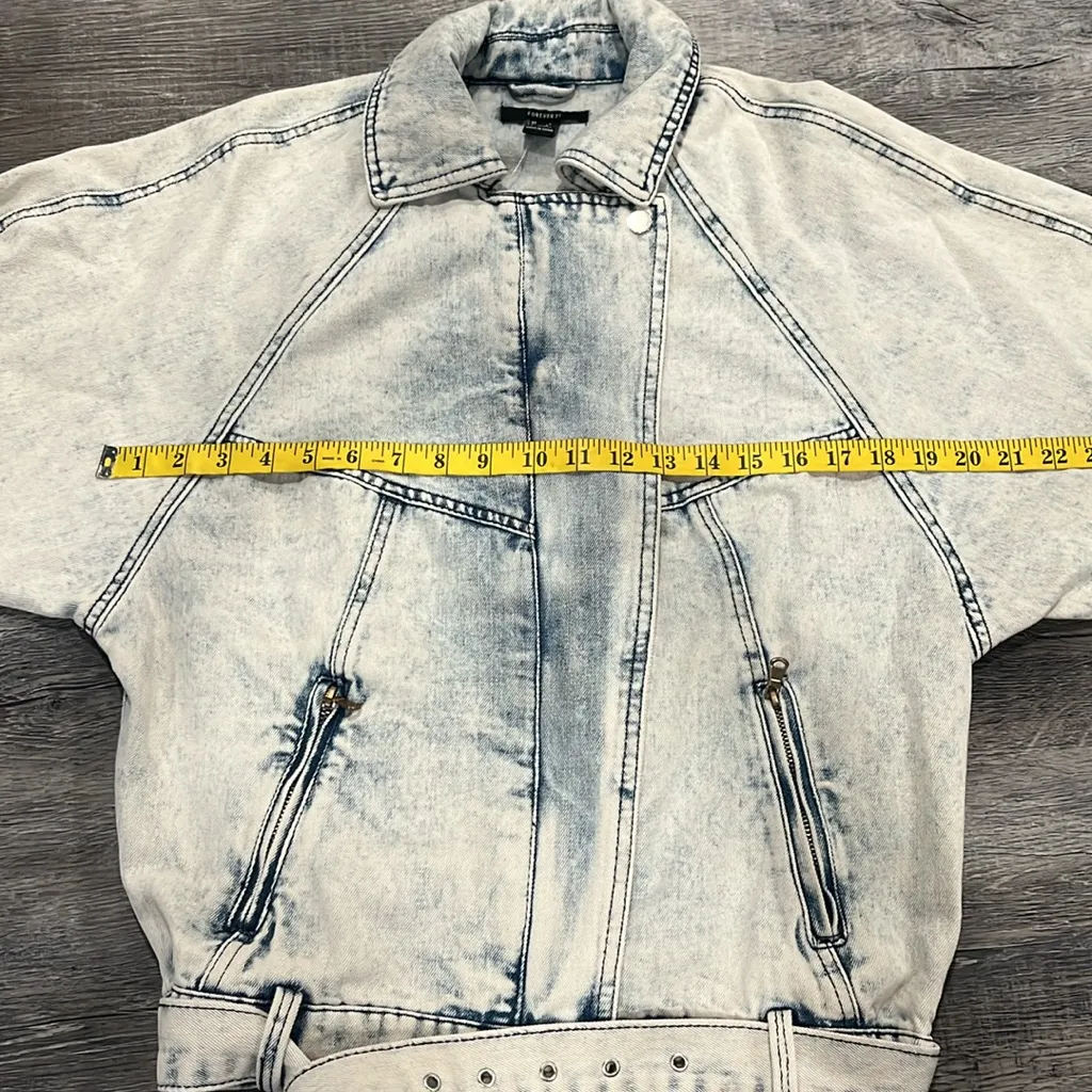 Forever 21 NWT acid wash vintage style light denim wash Jean jacket - S - Image 13