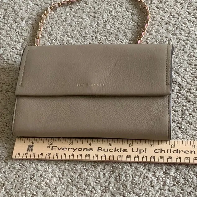 Vince Camuto crossbody purse - Image 5