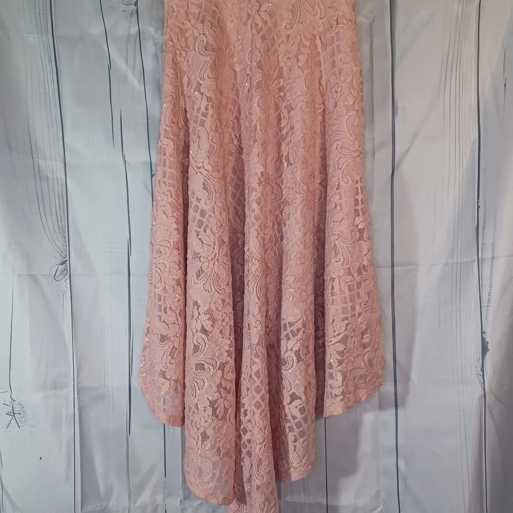 City Studio off the shoulder pink sparkle dress. Size undefined - Image 9