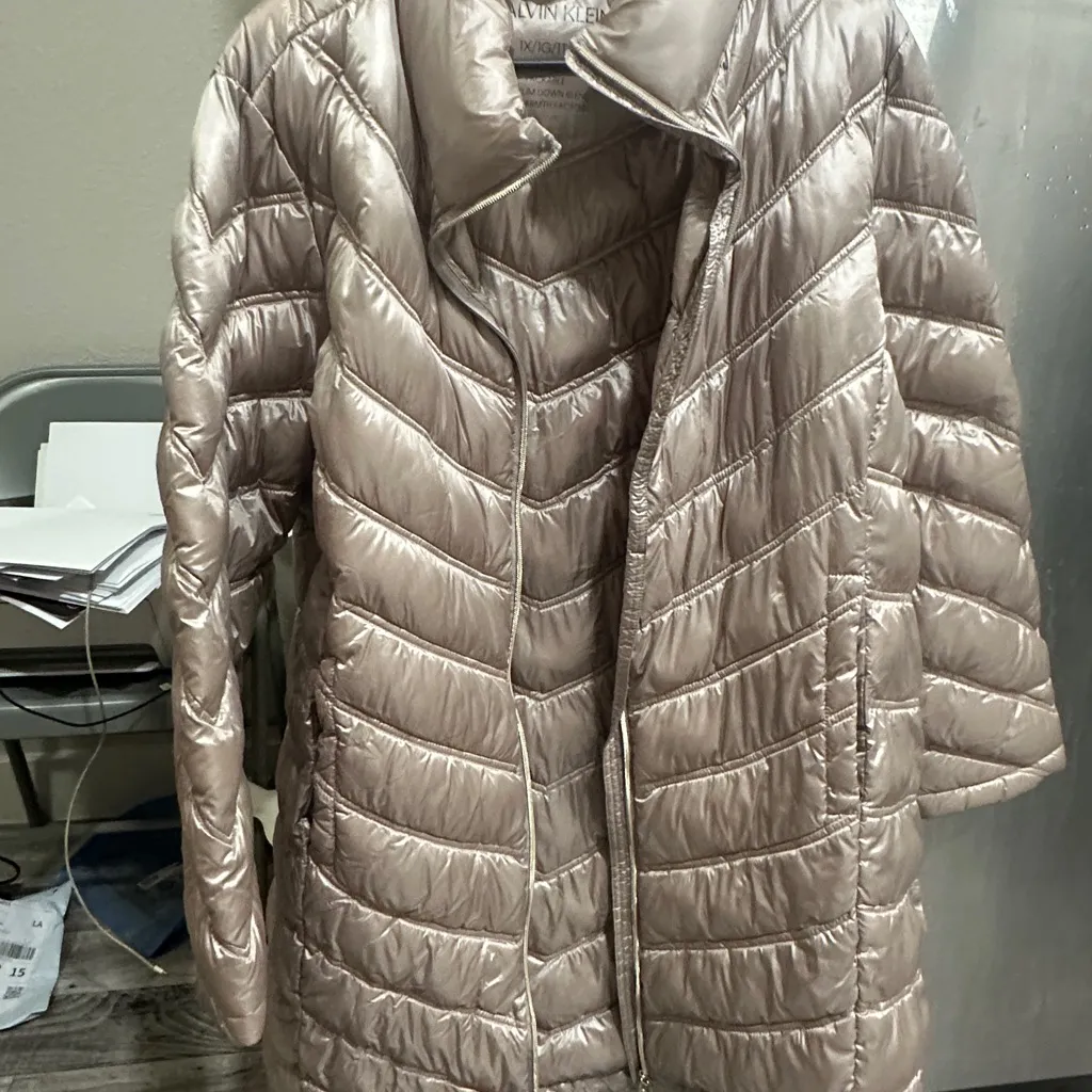 Calvin Klein Quilted Packable Down Taupe Puffer Jacket New - Image 8