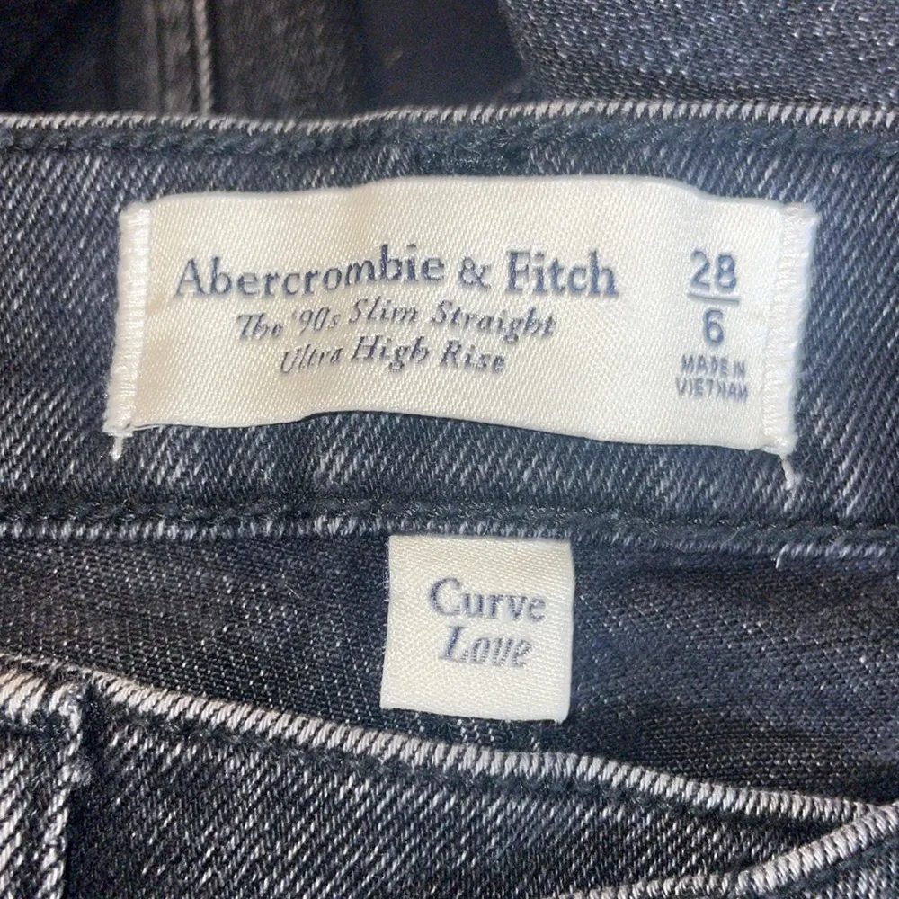 Abercrombie Women’s Curve Love Sz 6 / 28 90’s Slim Straight Jeans Ultra High - Image 3