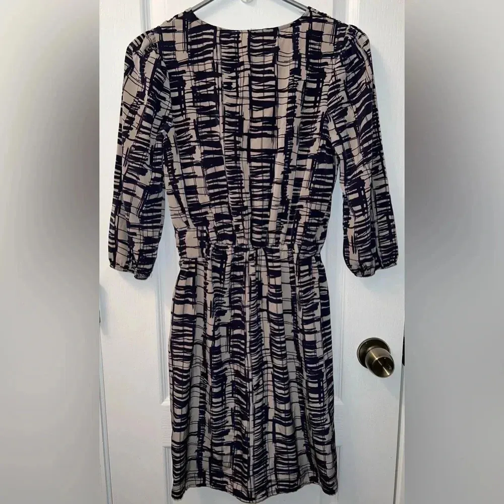 Women’s Miami dress size small - Image 4