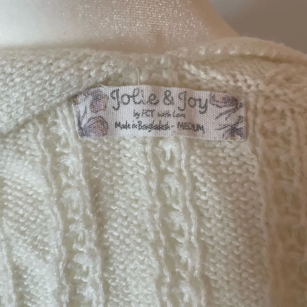 Holy & joy Elegant White Women's Sweater, size M. Size M - Image 4
