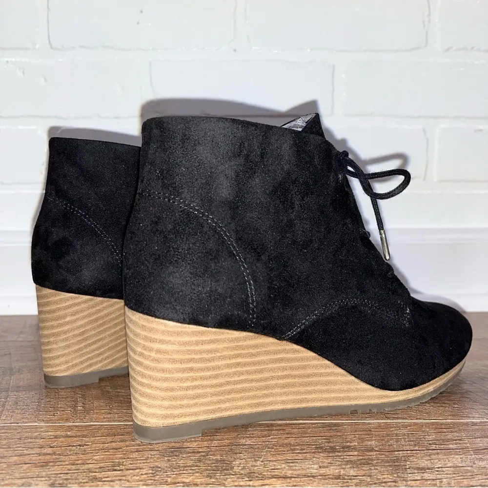 Dr. Scholls Ceelia Black Chukka Wedge Booties Size 6.5 - Image 3