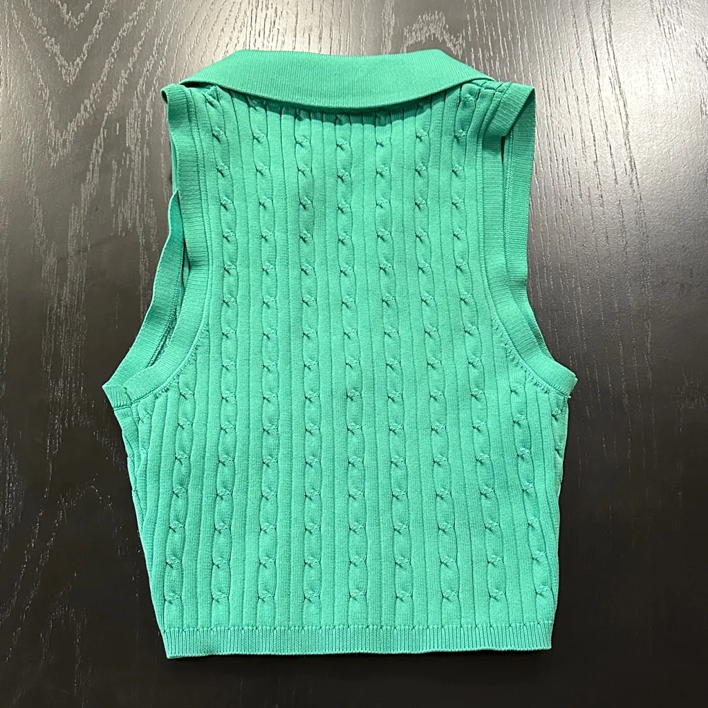 Green Cable Knit Collared Crop Top - Image 4