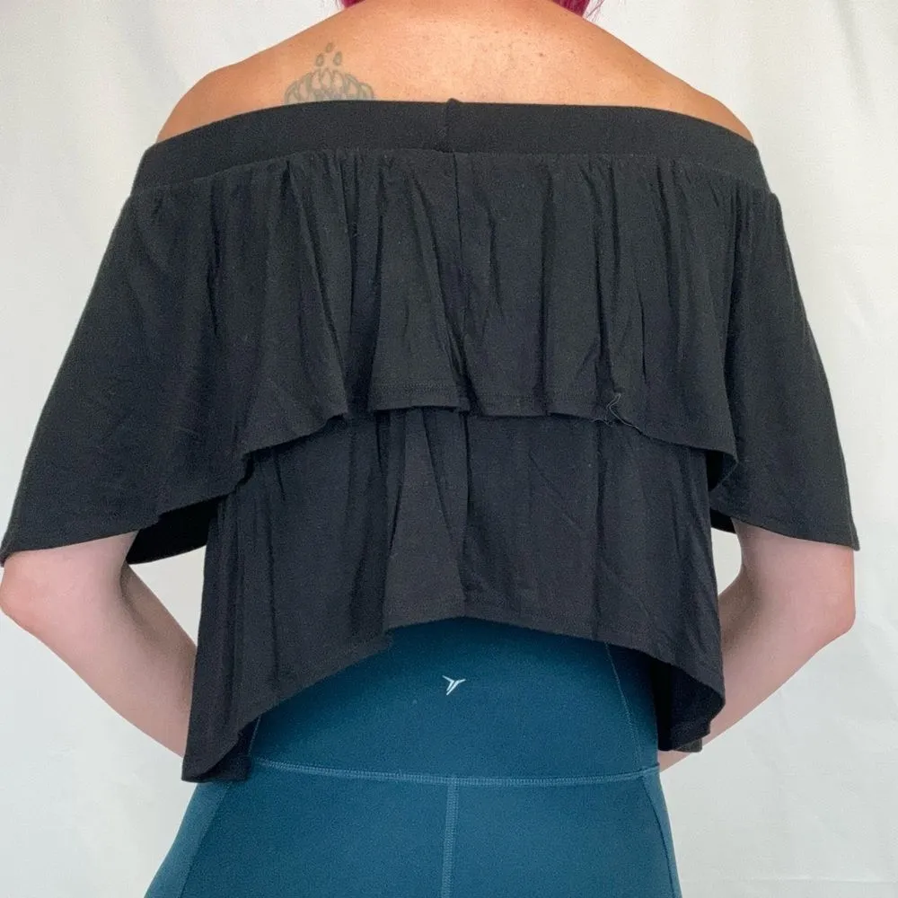 GO Couture Women's Off Shoulder Tiered Black Cropped Blouse L LG Large Ruffles - Image 2