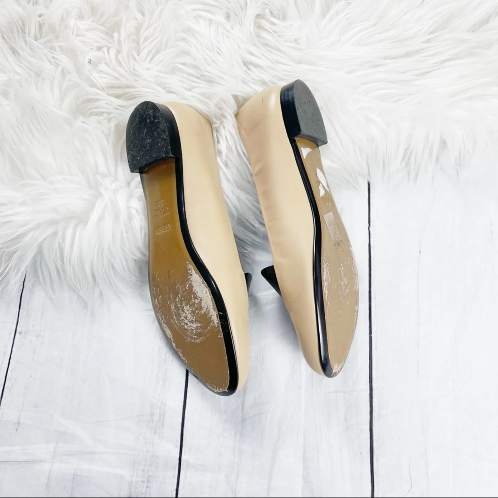 Fendi Women's Tan Selleria Leather Lizard-Trimmed round-toe‎ Loafers 6.5 - Image 3