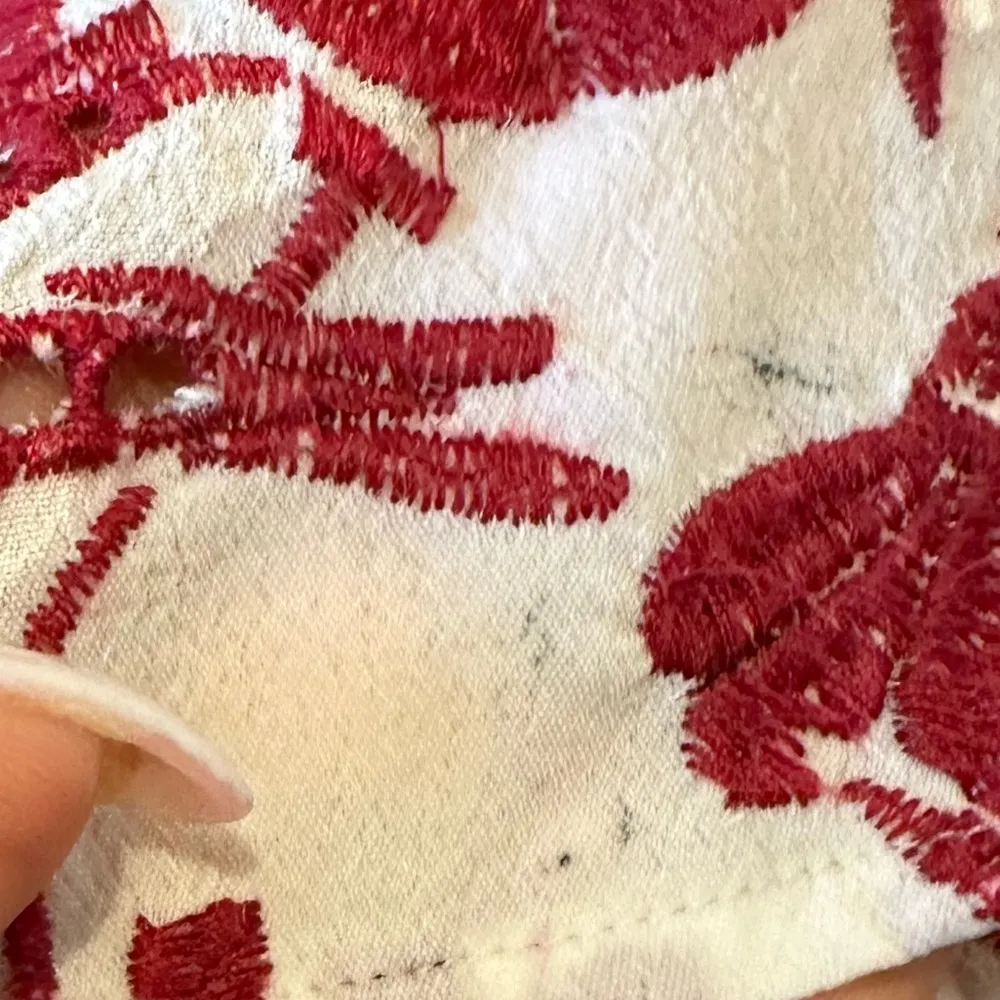 MAJE RED WHITE EMBROIDERED VNECK PULLOVER SHORT ELBOW LENGTH SLEEVES TOP S - Image 6