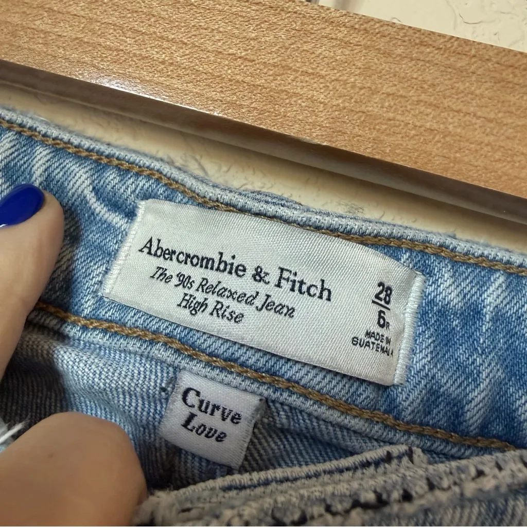 Abercrombie & Fitch The '90s Relaxed Jean High Rise Curve Love Size 28 | 6R - Image 3