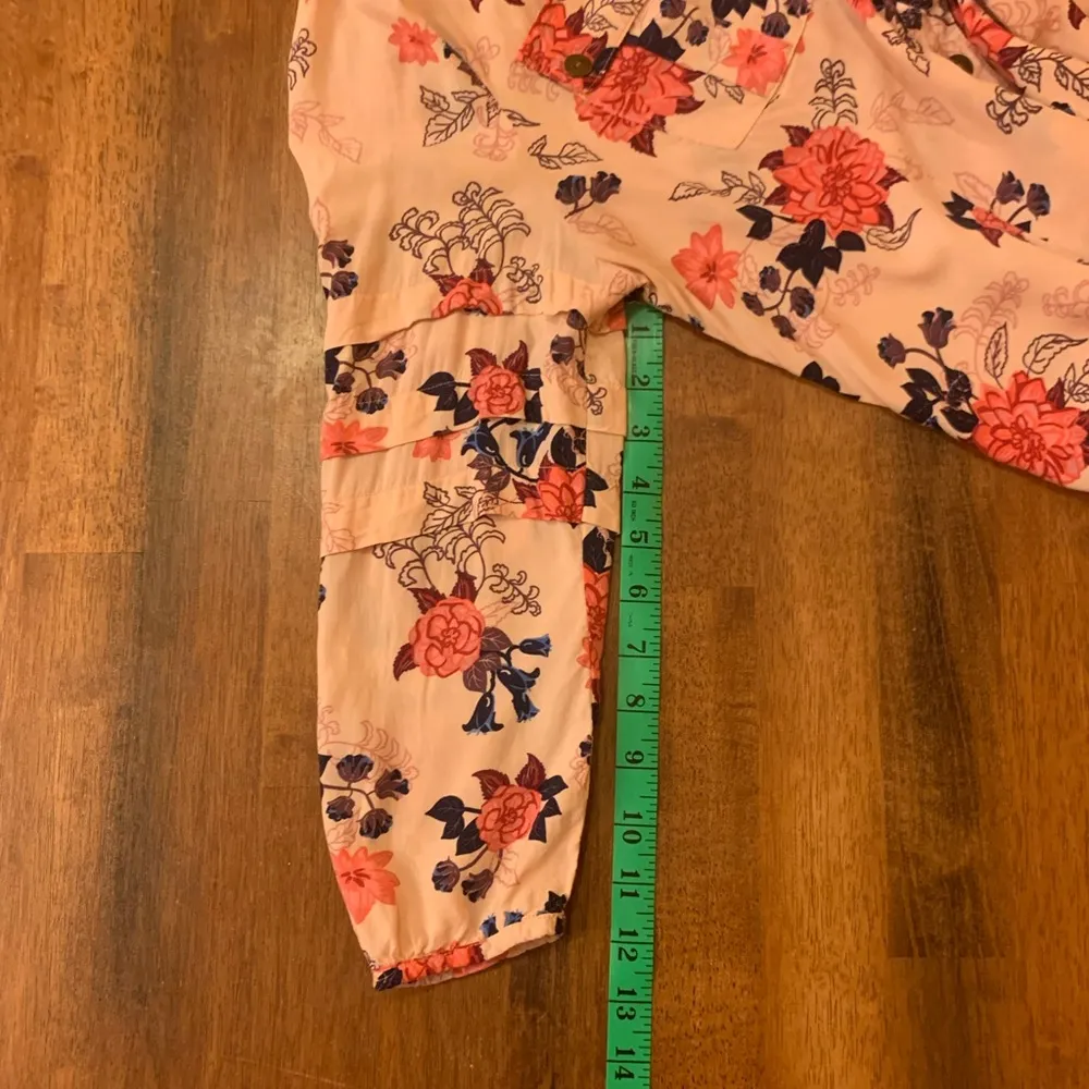 Matilda Jane top Medium light Pink Peach floral popover 3/4 sleeves 100% Rayon - Image 5