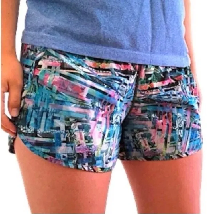 Lululemon seawheeze tracker shorts special edition multicolor women's size 6 - Image 2