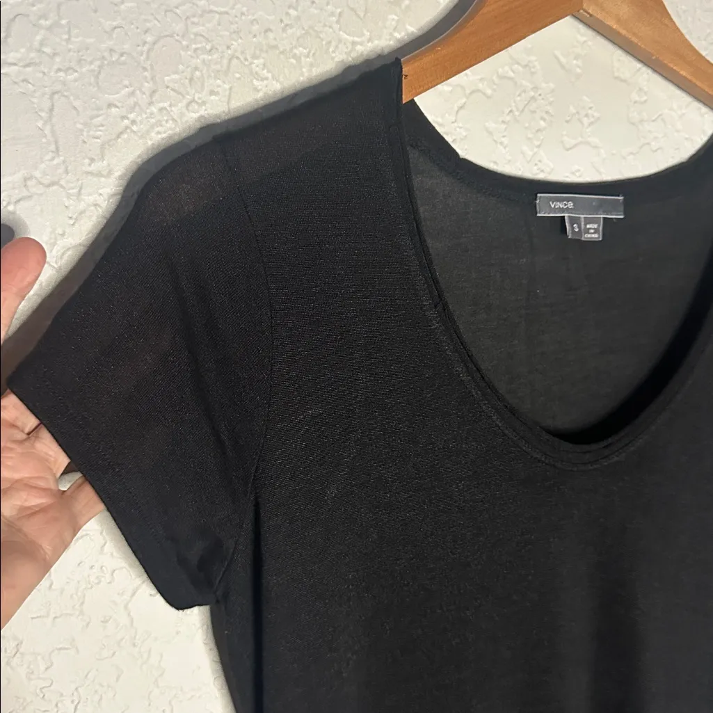 Vince . Classic Black Tissue Tee T-Shirt Elevated Basic Short Sleeve Small - Image 2