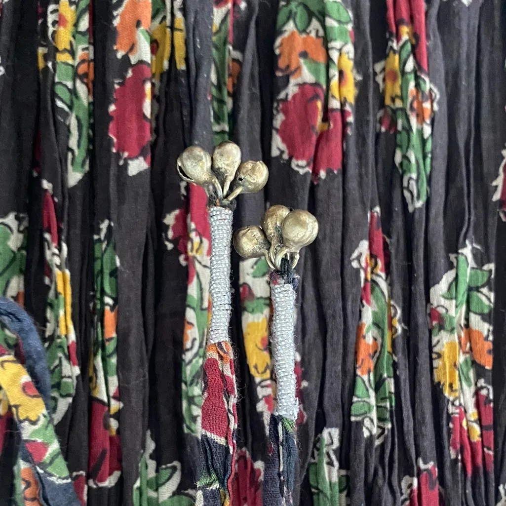 Vintage 90s Bohemian Broomstick Skirt Large Maxi Tie Waist Cotton Crinkle Boho Black - Image 6