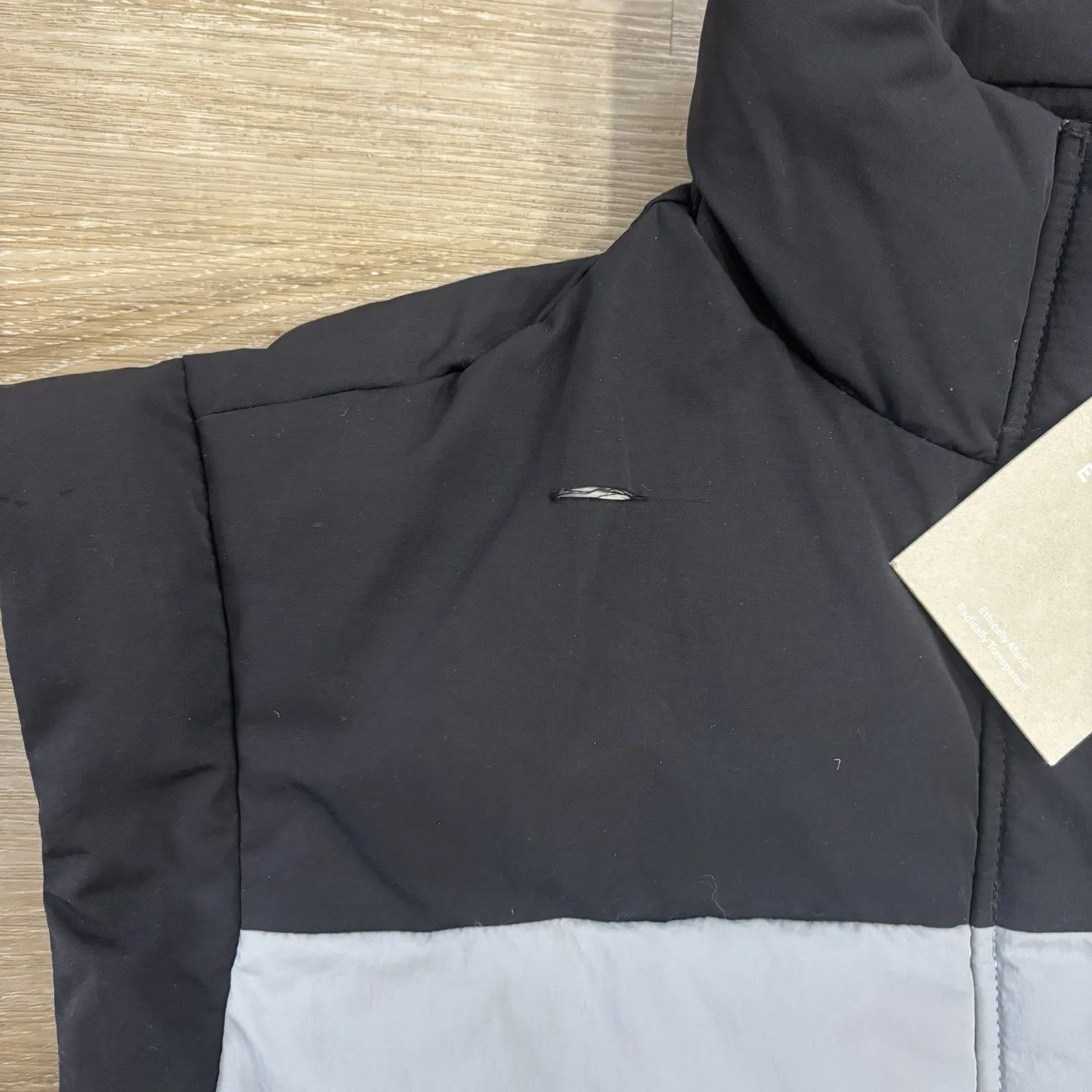 Everlane Puffer Vest Womens Size XS Nyle Quilted, Black & Gray Colorblock - Image 3