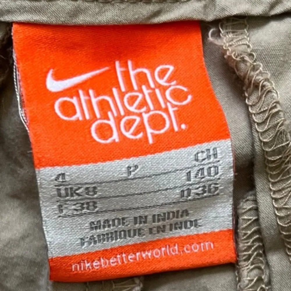 Nike Athletic Dept. Khaki Shorts Cuffed Casual Activewear Womens Size 4 - Image 3