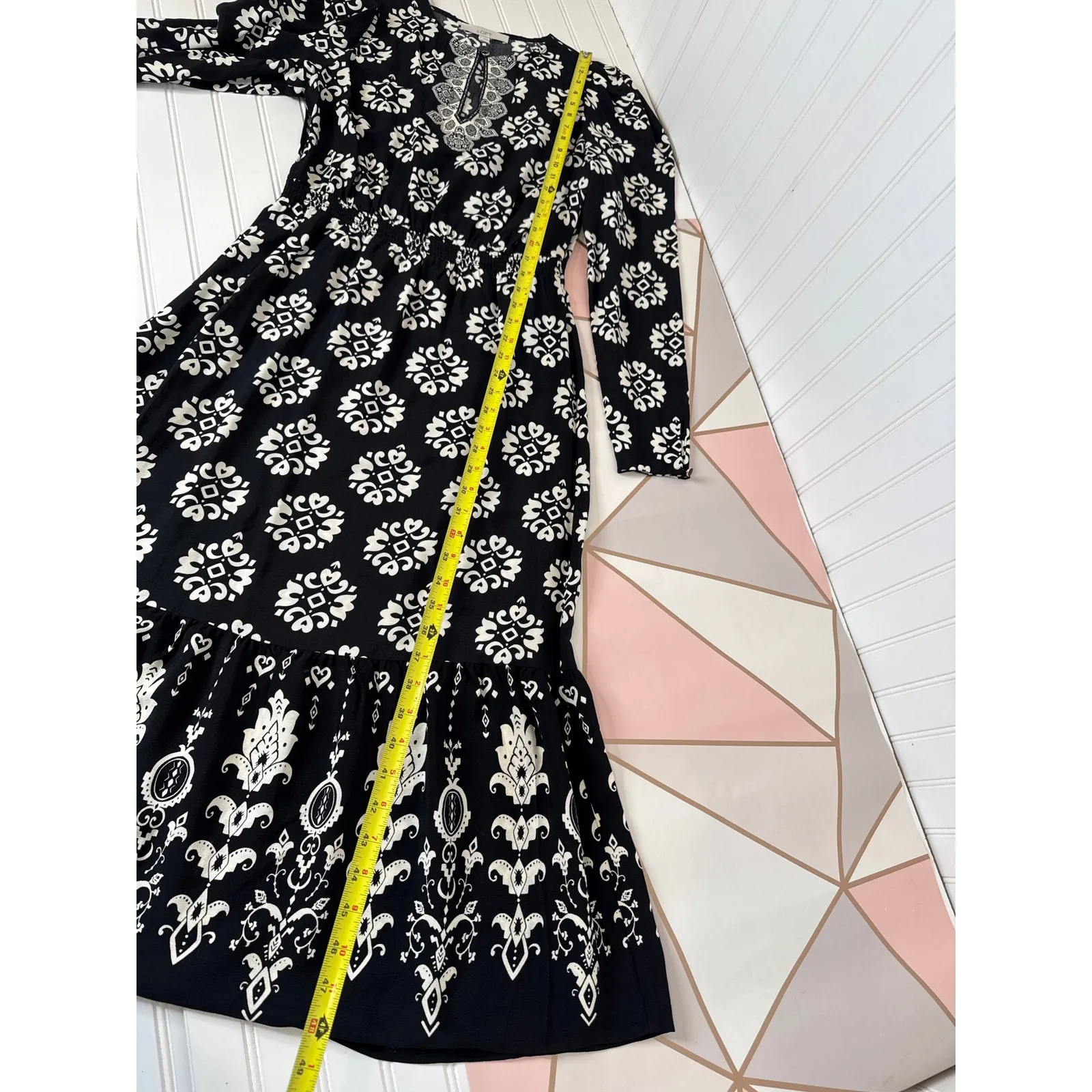 LOFT Ann Taylor Black & White Floral Tiered Midi Dress Long Sleeve Casual Size S - Image 6