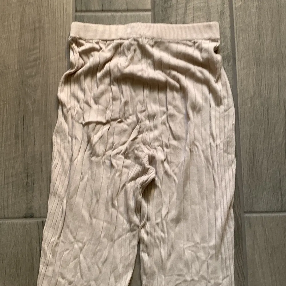 House of cb flare pants - Image 9