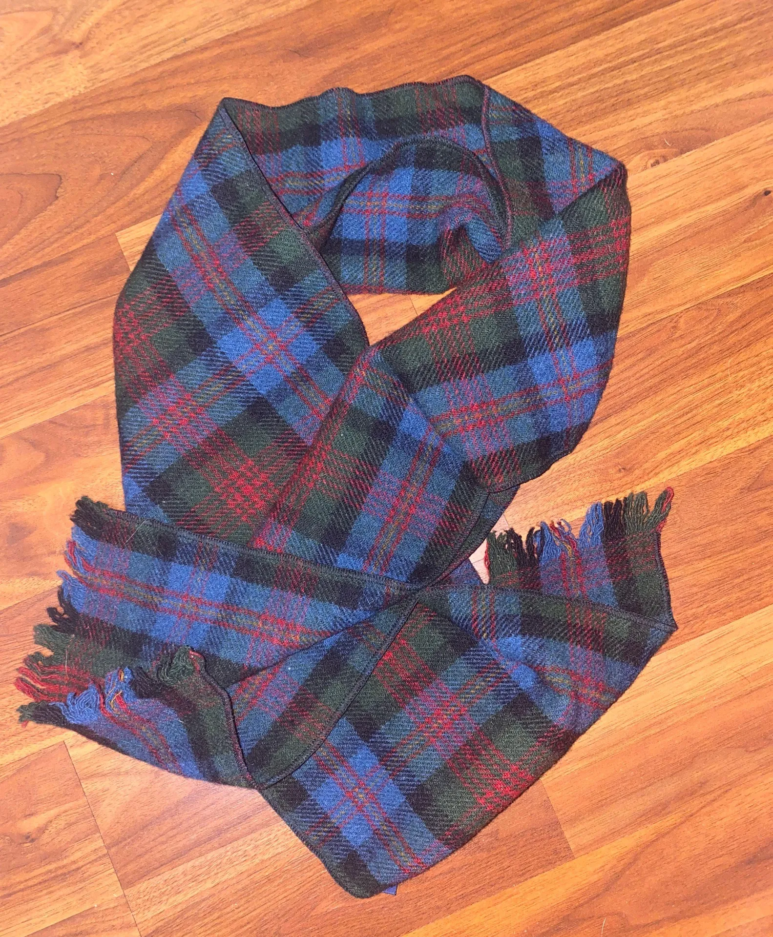 Woolrich Very nice  plaid cozy scarf - Image 2