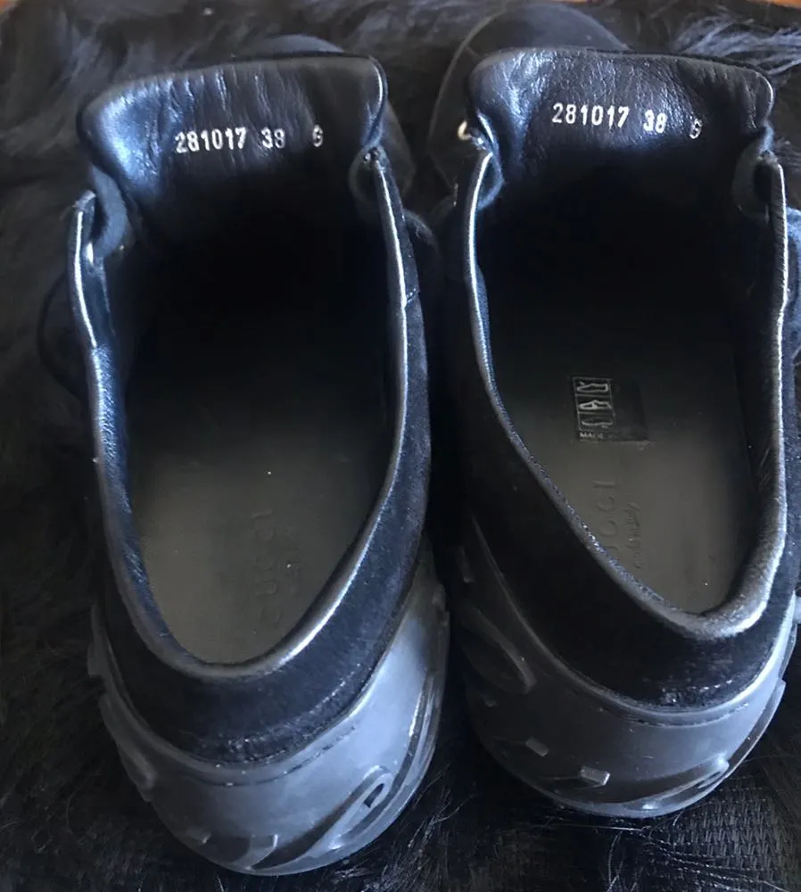 Gucci Authentic  Black Suede Sneaker/Shoes - Image 4