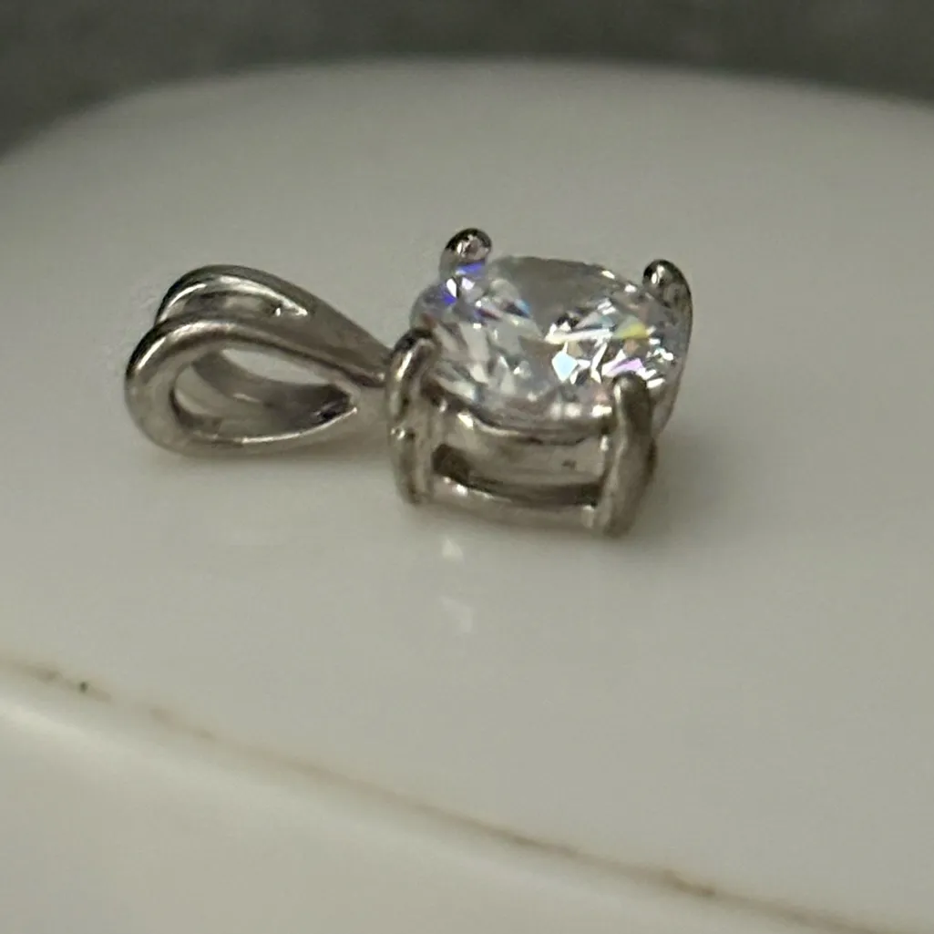 Macy's Silver Pendant with Clear Gemstone - Image 8