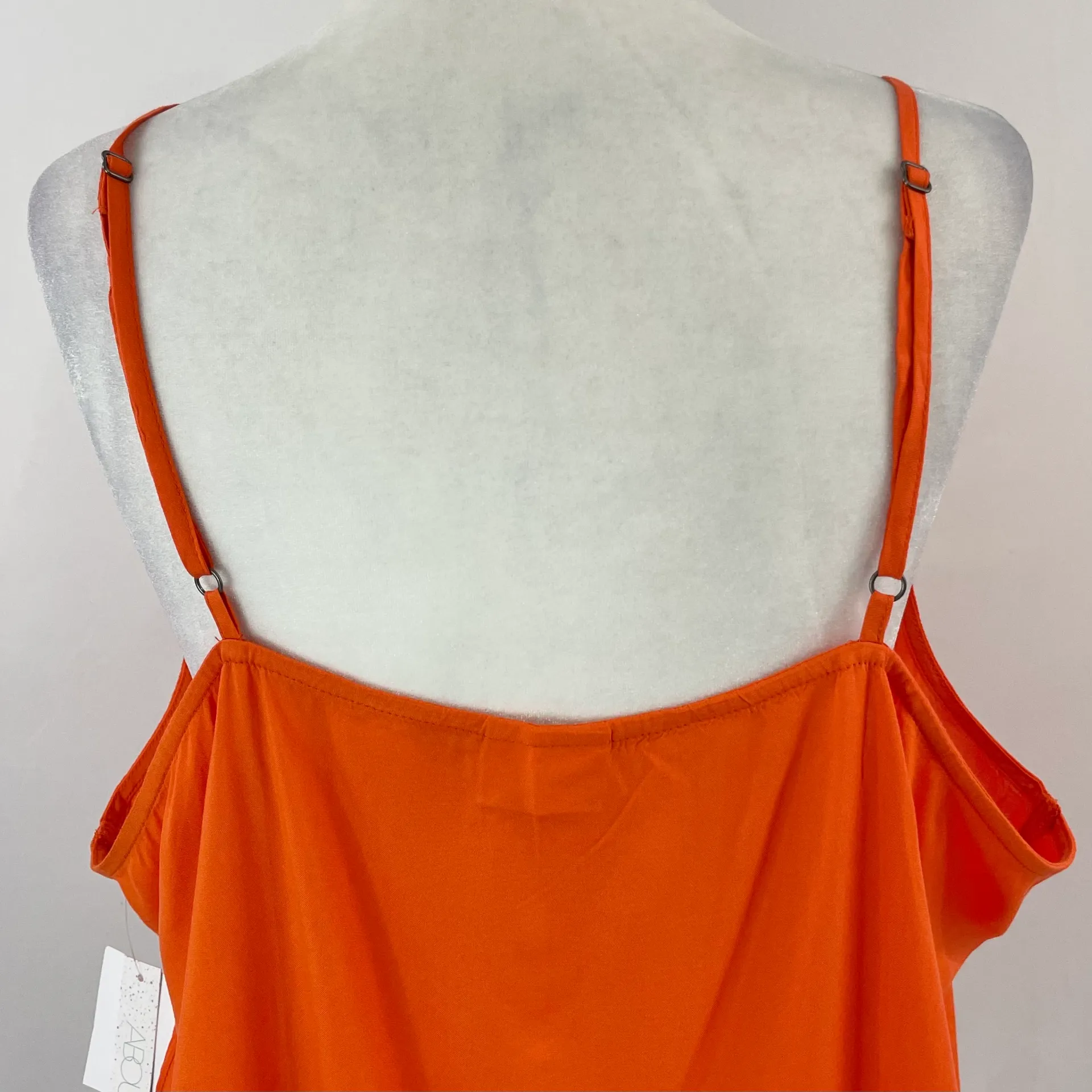 New Ruffle Hem Button Front Camisole Tank Top - Image 11