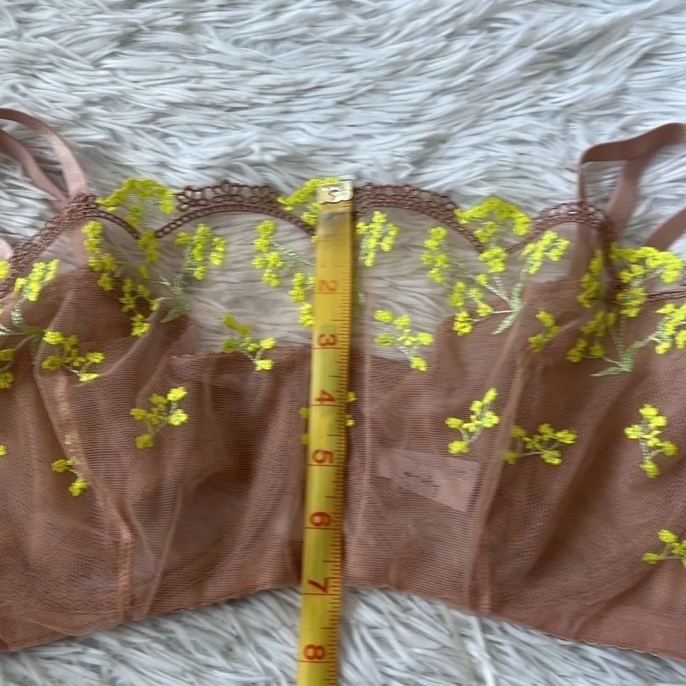 LONELY Scout Women’s underwire lace bra in yellow daisy size 36DD - Image 8