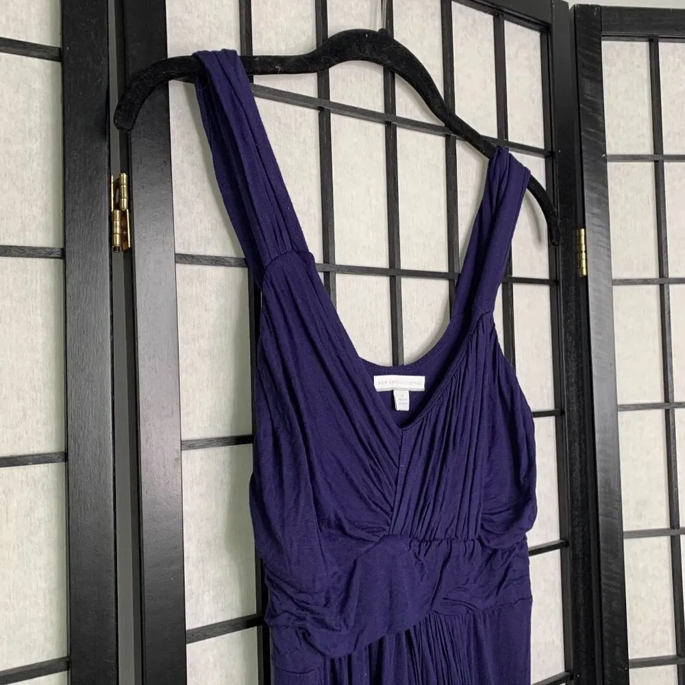 New York & Co Sleeveless V - Image 3