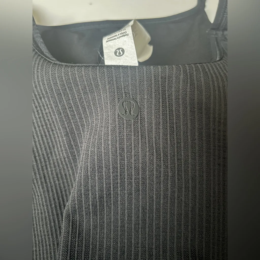 Lululemon Ebb to Street Scoop-Neck Cropped Tank Top *Light Support - Image 5