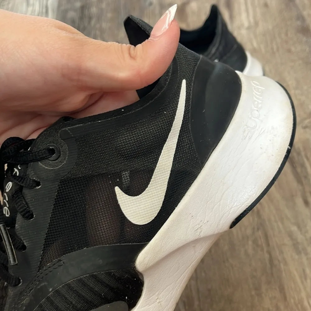 Nike  shoes 9 - Image 6