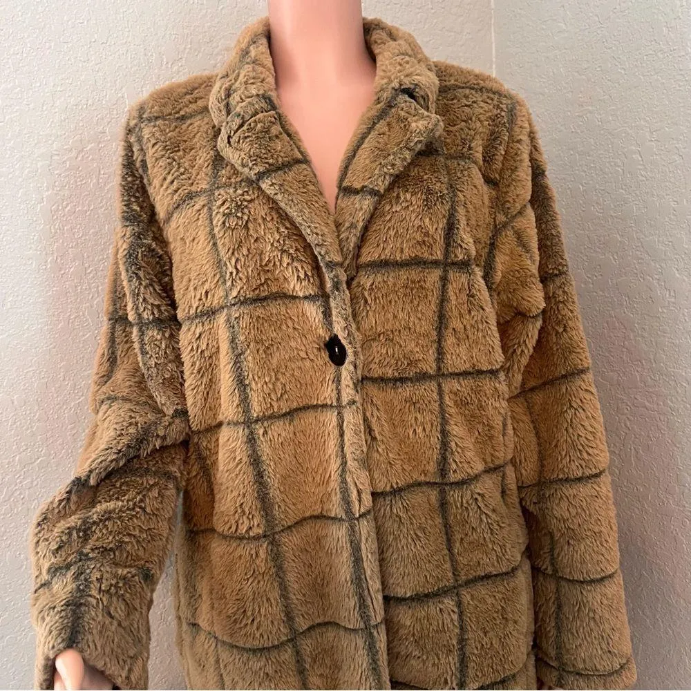 Fair Haven Plush Faux Fur Winter Sweater Coat Size Large Checkered plaid brown Tan - Image 5
