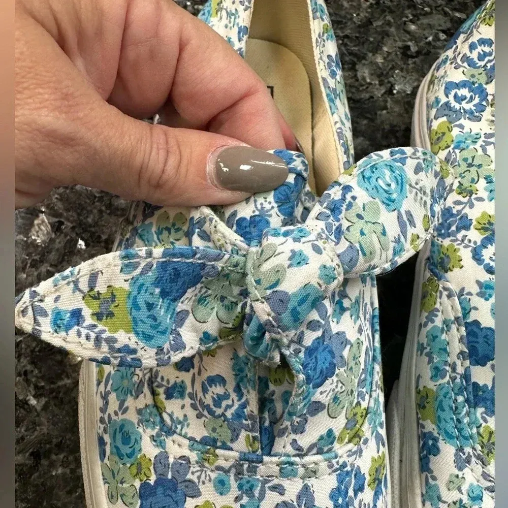 Vans V Knotted Bow Disty Floral Rose Shoes Sneakers Low Profile Women’s Size 5.5 - Image 2