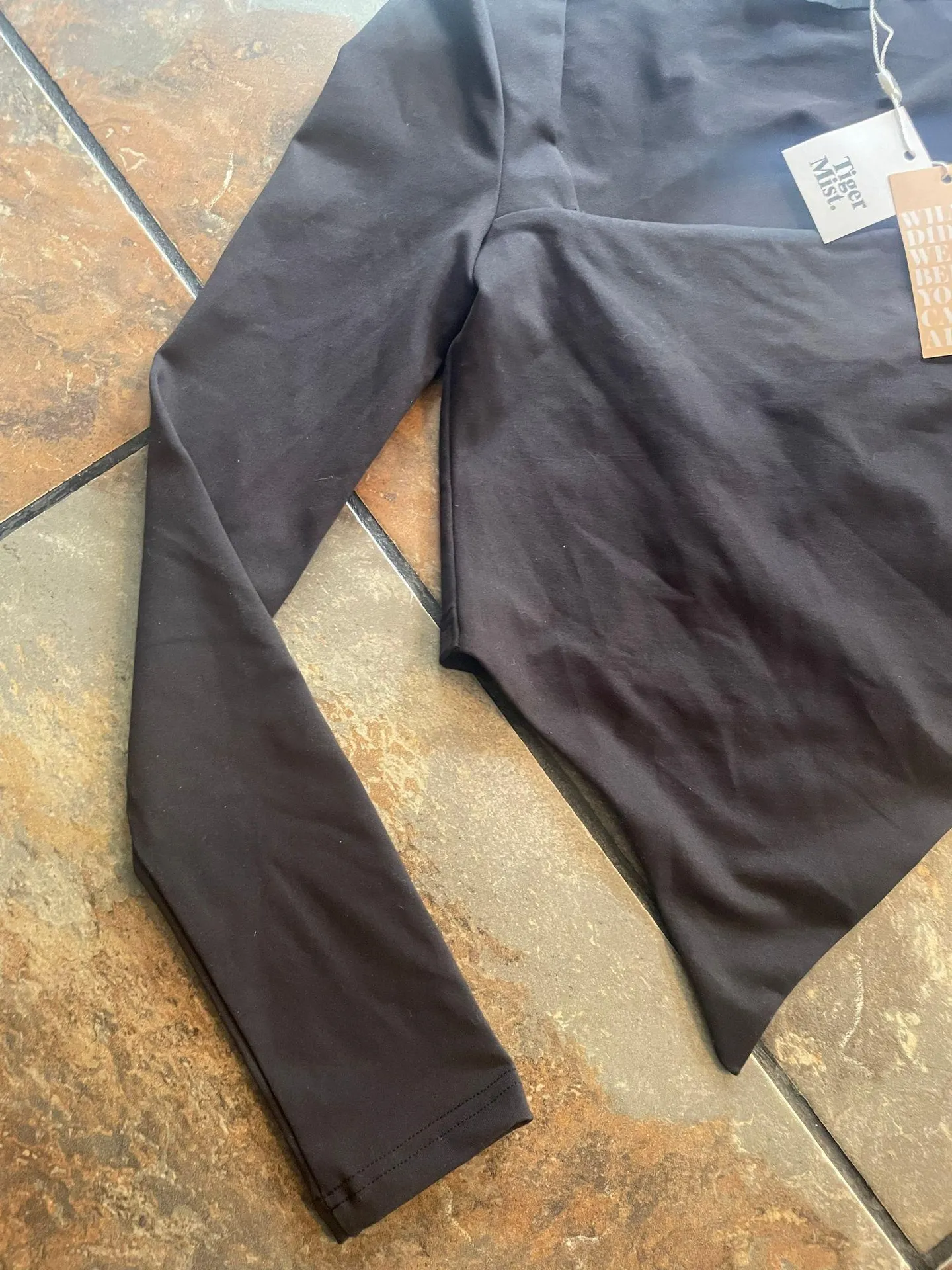 Tiger Mist New With Tags  Long sleeve - Image 2