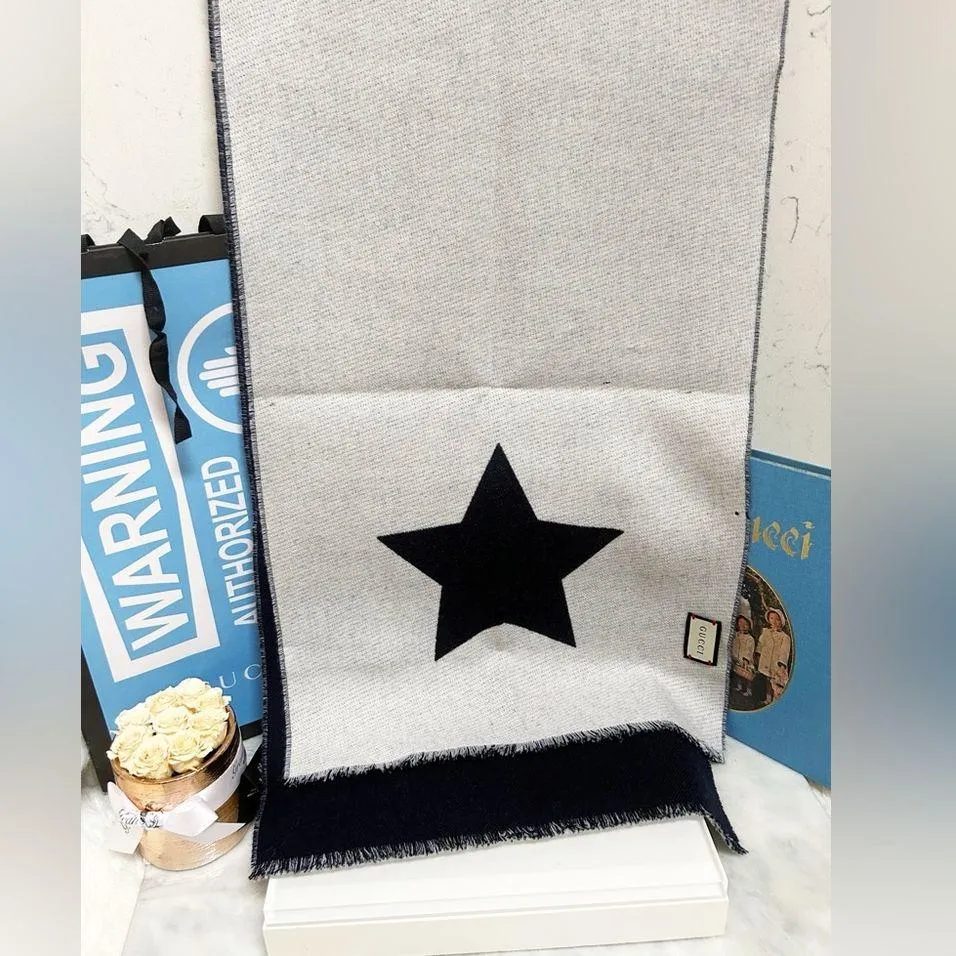 Authentic Gucci Wool L’ Aveugle Par Amour Dark Navy Reversible Star / Bee Scarf - Image 9