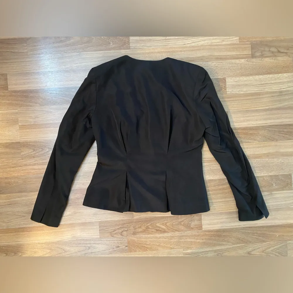H&M Peplum Jacket Size 6 (Fits like a 4) - Image 2