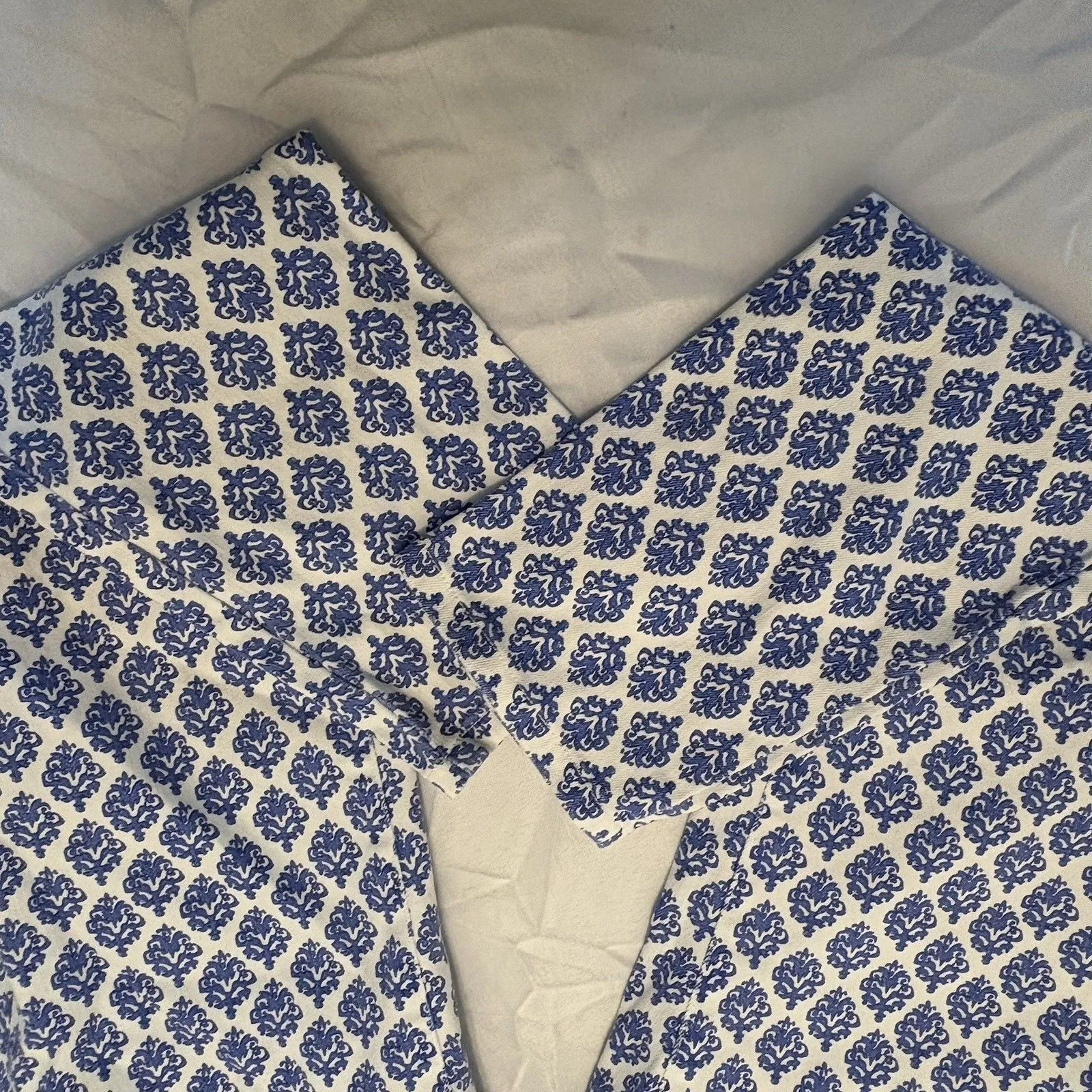 Vineyard Vines Gustavia White Blue Printed Mid Rise Skinny Ankle Jeans Size 4 - Image 3