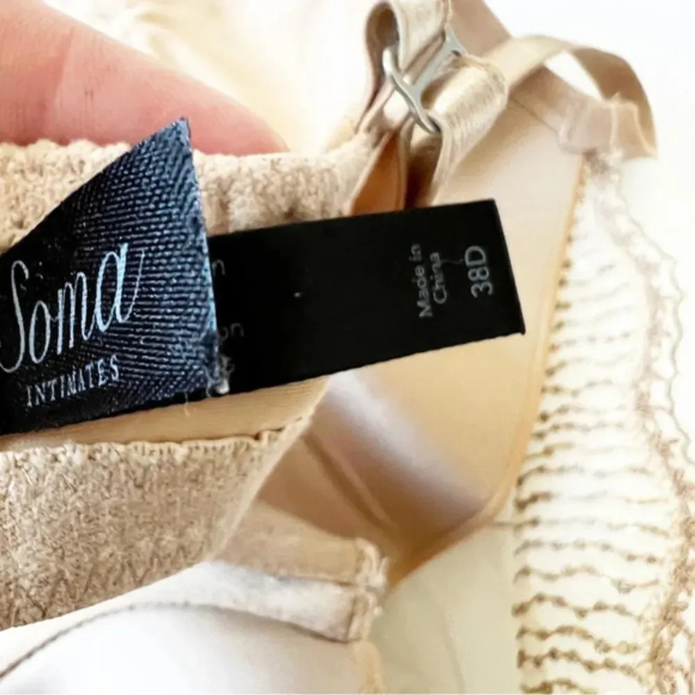 Soma Illusion‎ Bra Mesh Panel Size 38D Sequins Peekaboo Layer Lowcut Cleavage - Image 4