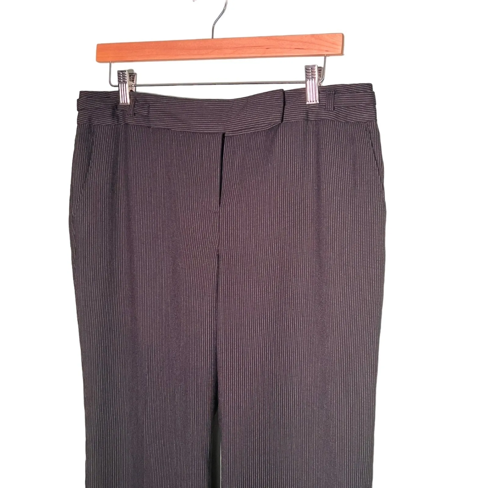 Ann Taylor Black White Pinstriped Signature Fit Dress Pants 10P Wide Leg Work - Image 5